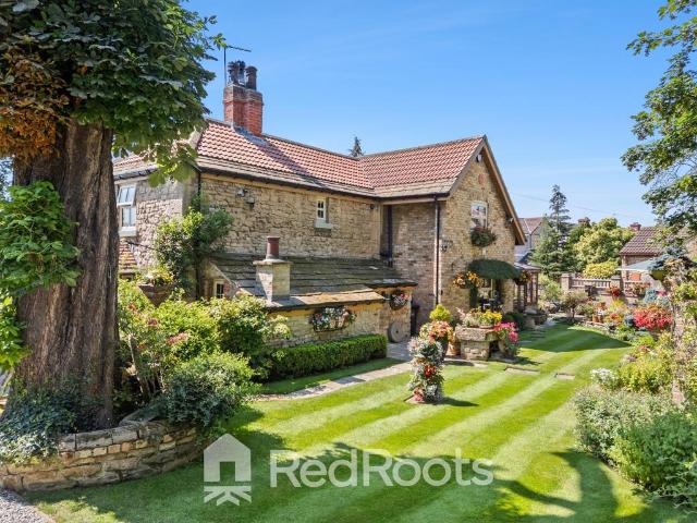 House for sale in Carcroft, South Yorkshire