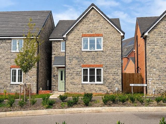 House for sale in Brynna, Wales