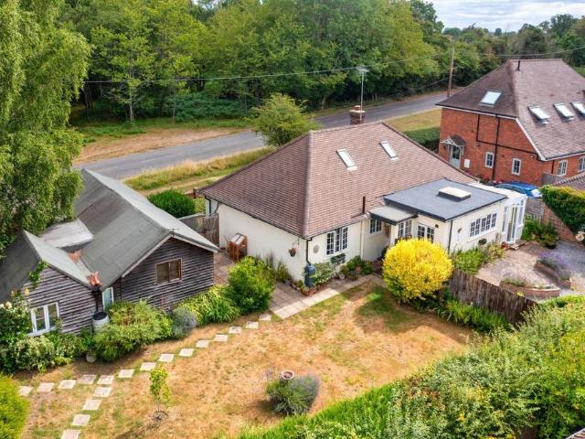 House for sale in Berrick Salome, Oxfordshire