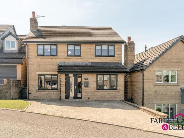 House for sale in Marsden Height, Higherford