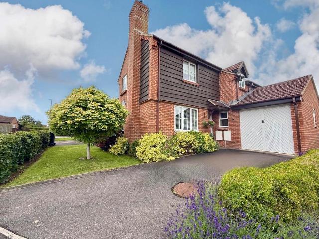 House for sale in South Marston, Swindon
