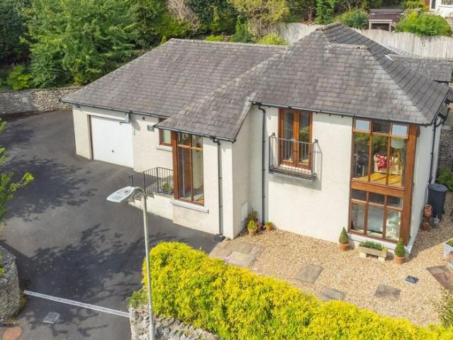 House for sale in Grange-over-sands