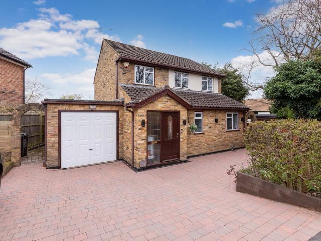 House for sale in Farnham Common, Buckinghamshire