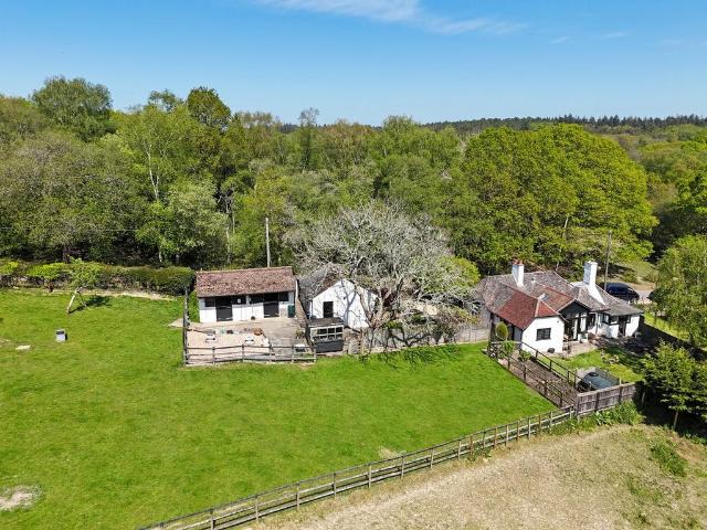 House for sale in Ashurst Bridge, Hampshire