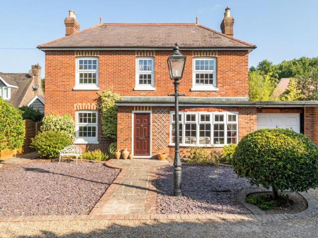 House for sale in Lower Swanwick, Fareham