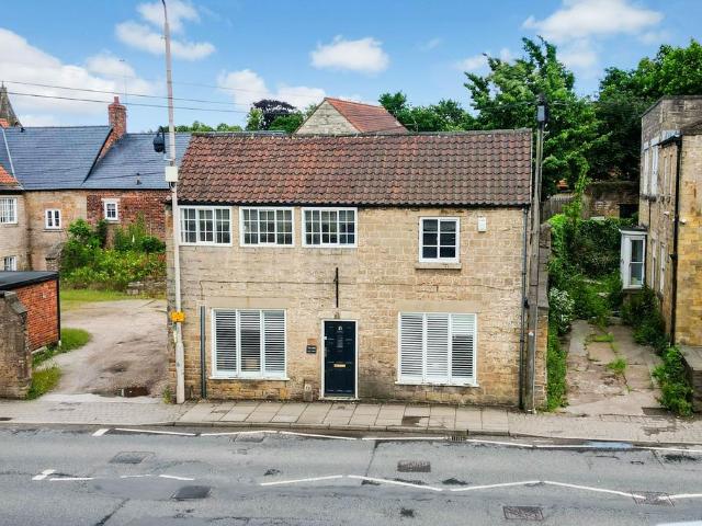 House for sale in Potters Corner, East Midlands