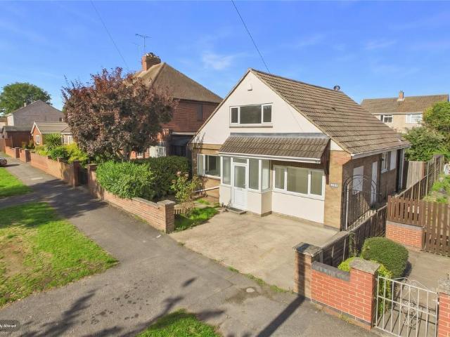 House for sale in Brambleside, Kettering