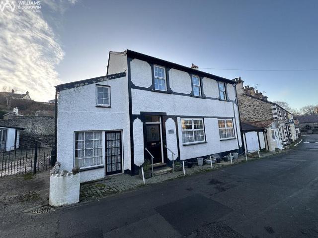 House for sale in Llanfairfechan, Wales