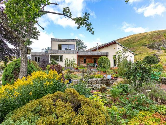 House for sale in Scotland
