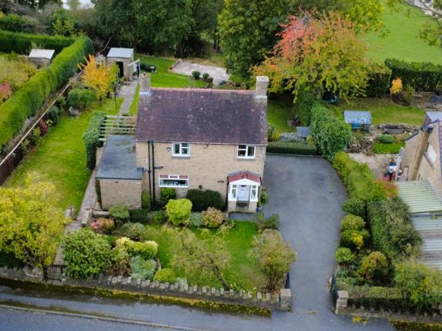 House for sale in Shelley, Kirklees