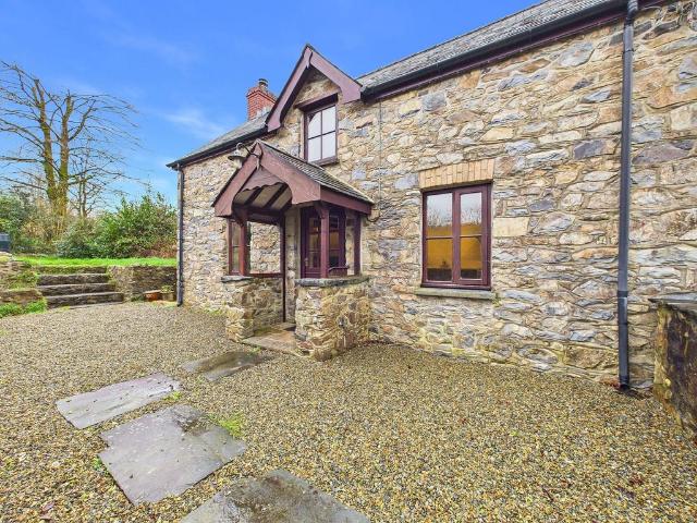 House for sale in Wiston, Walton East