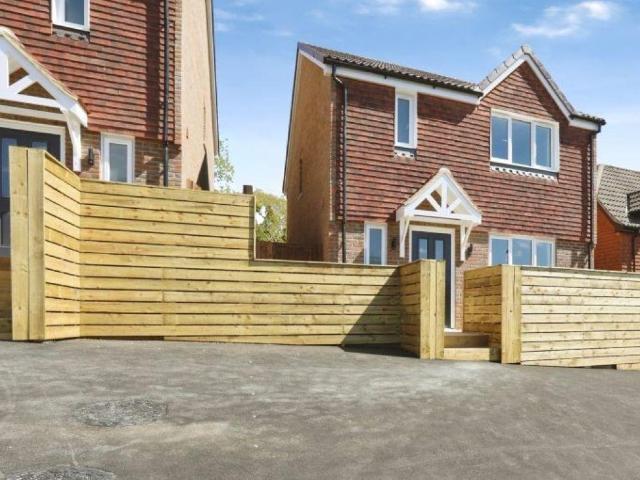 House for sale in Jarvis Brook, Cross In Hand