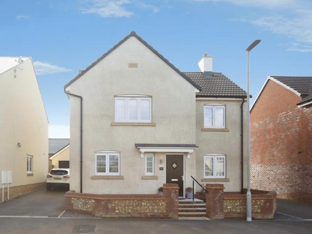House for sale in Dowslands, Rumwell