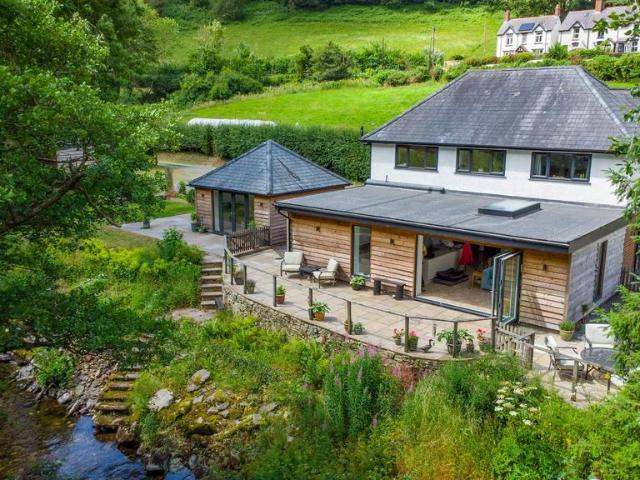 House for sale in Wales