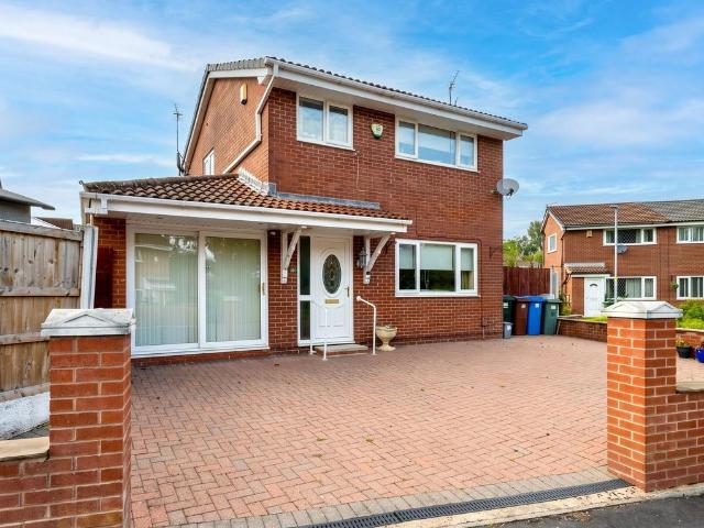 House for sale in Clayton Green, Chorley