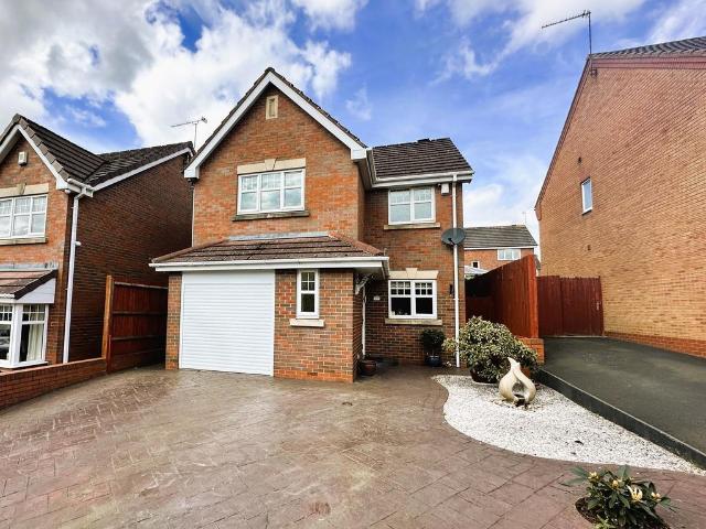 House for sale in Gornal Wood, Coseley