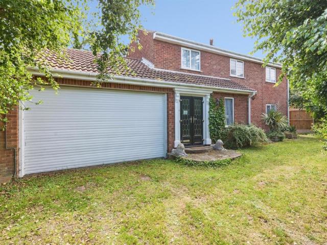 House for sale in Eastbridge, Suffolk
