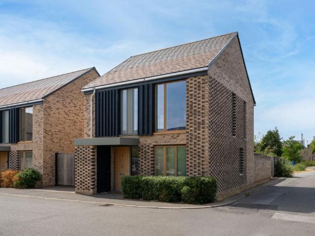 House for sale in Arbury, Cambridgeshire