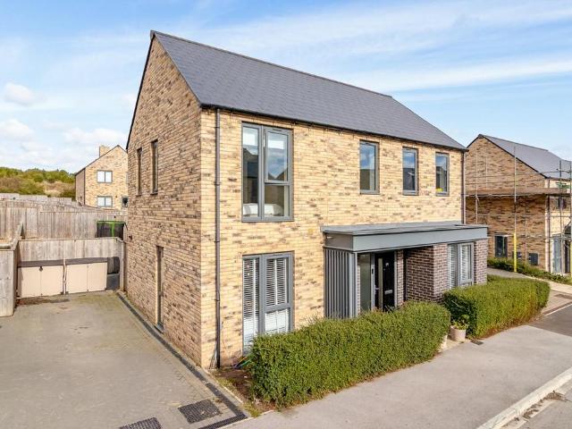 House for sale in Killinghall, York and North Yorkshire