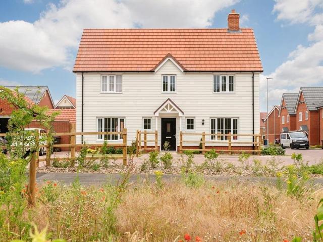 House for sale in Moreton Hall, Chedburgh
