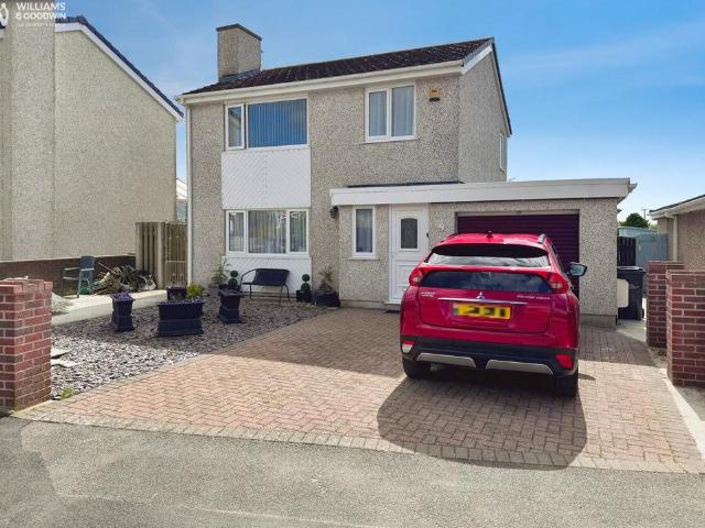 House for sale in Bodedern, Wales