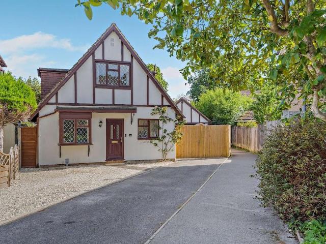 House for sale in Creekmoor, Poole