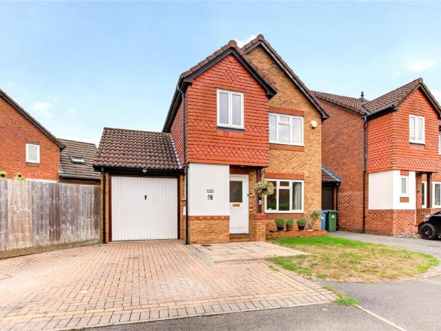 House for sale in Chavey Down