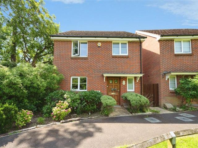 House for sale in Spring Vale, Hampshire
