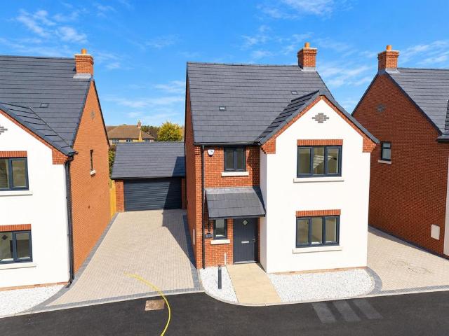 House for sale in Cross End, Thurleigh