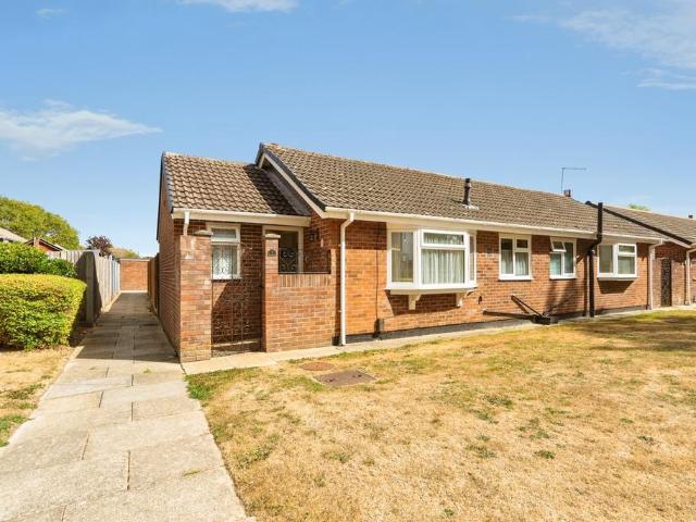 Bungalow for sale in Bridgemary, Middlecroft