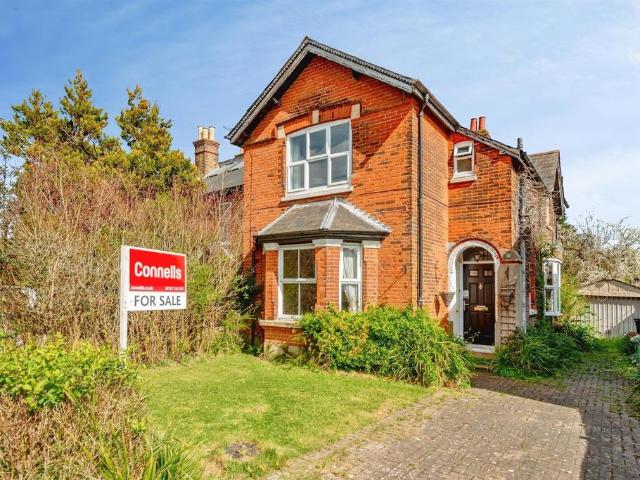 House for sale in Red Hill, Surrey