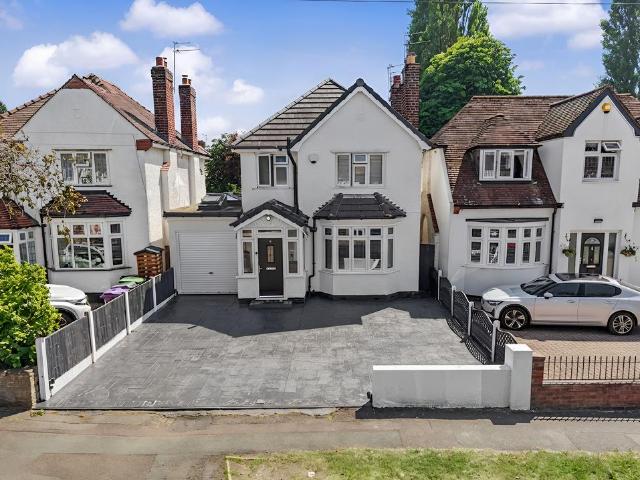 House for sale in Merryhill, West Midlands