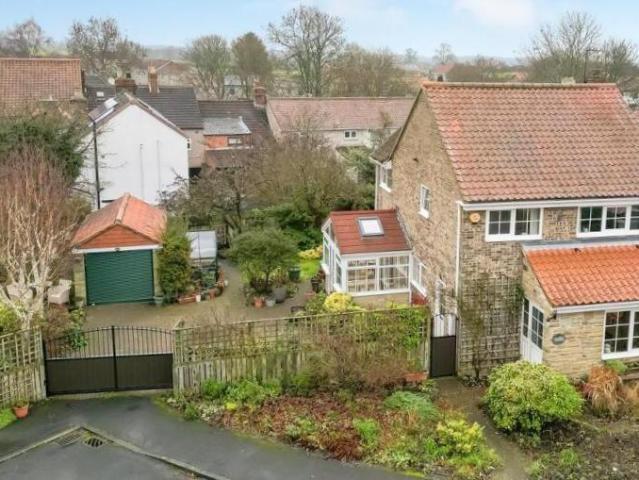 House for sale in Middridge
