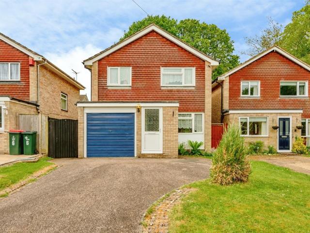 House for sale in Glynde, West Sussex