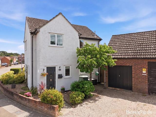 House for sale in Highwoods, Fordham Heath