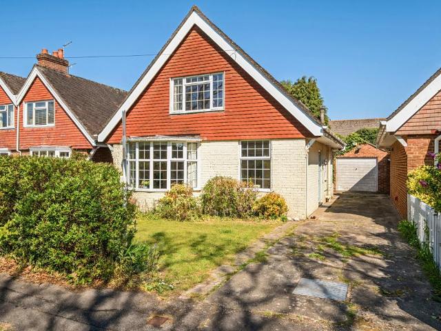 House for sale in Friars Cliff, Christchurch