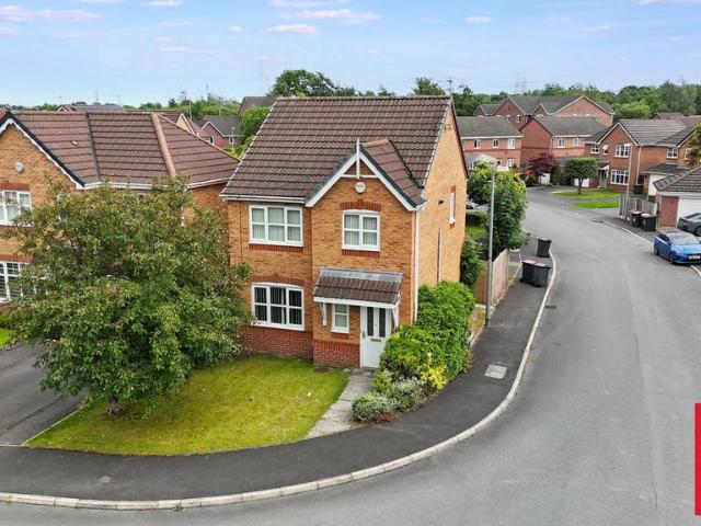 House for sale in Higher Irlam, Salford
