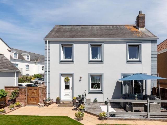 House for sale in St Helier, Greater London