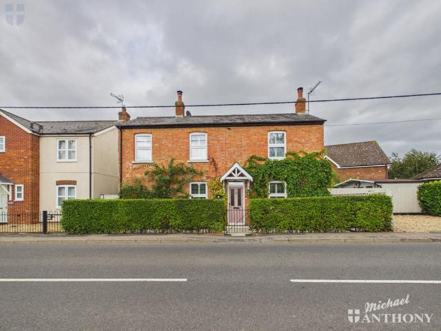 House for sale in Grendon Underwood