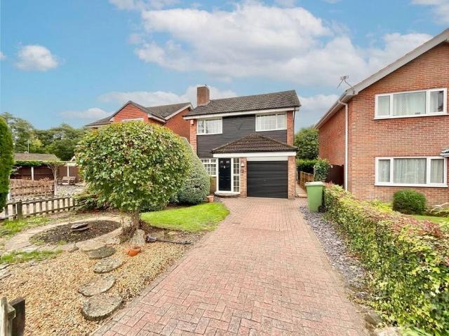 House for sale in Yarnfield and Cold Meece, Baswich