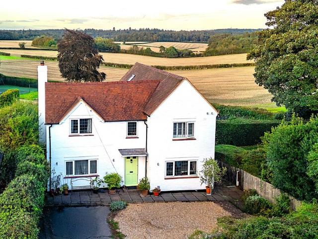 House for sale in Penn, Tylers Green