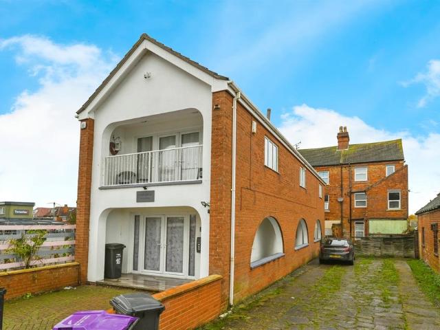 House for sale in Seacroft, Belleau