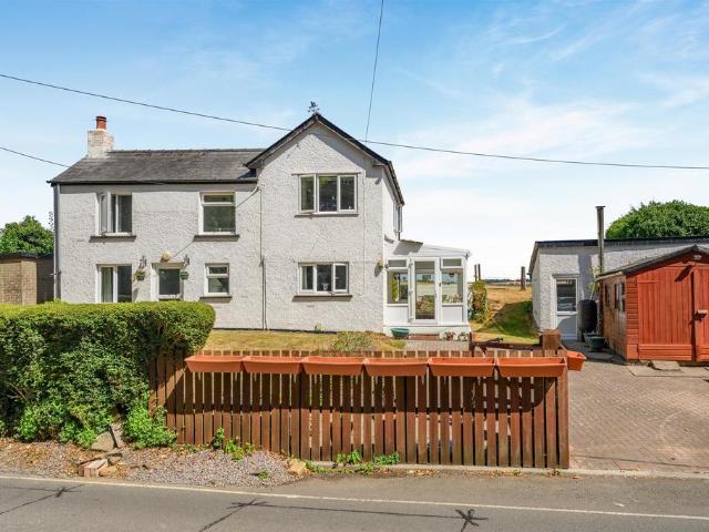 House for sale in Bromsberrow Heath, Gloucestershire