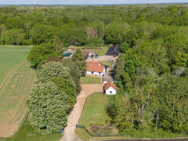 House for sale in Chelmondiston, Suffolk