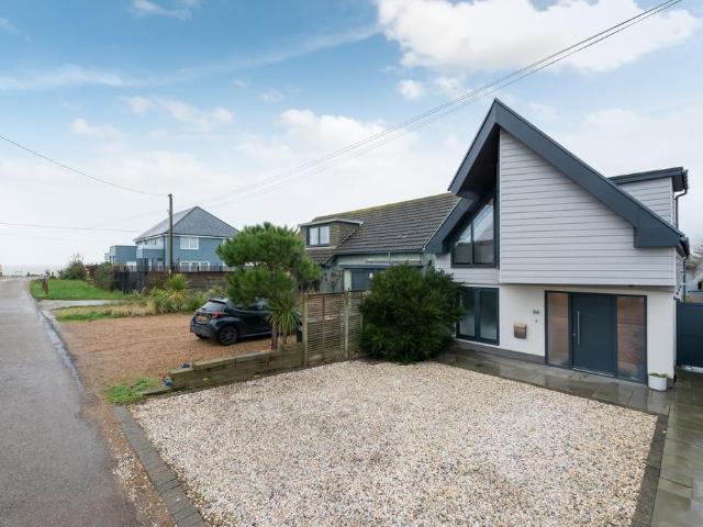 House for sale in Mariner's View, The Bridge