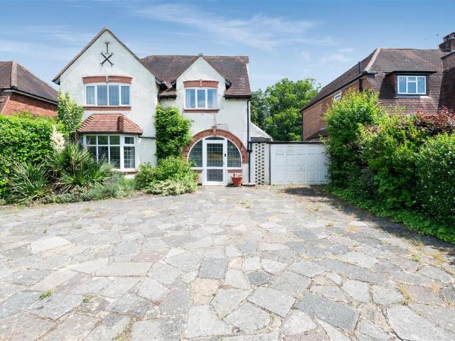 House for sale in Nork, Red Hill