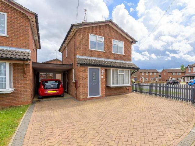 House for sale in Brambleside, Kettering