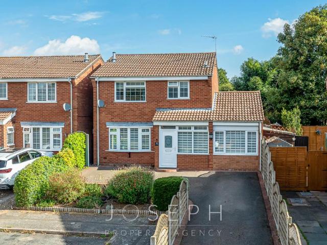 House for sale in Key Street, Suffolk