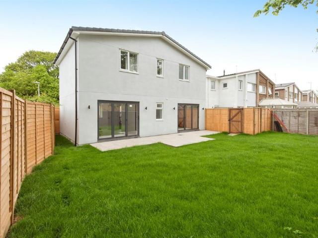 House for sale in Roebuck, Shephall