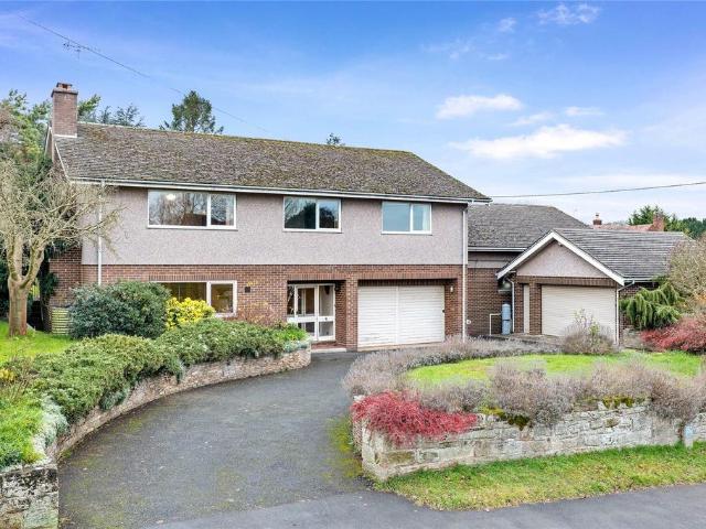 House for sale in Crookhill, Worcestershire